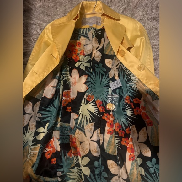 SOLD - Picture 3 of 3